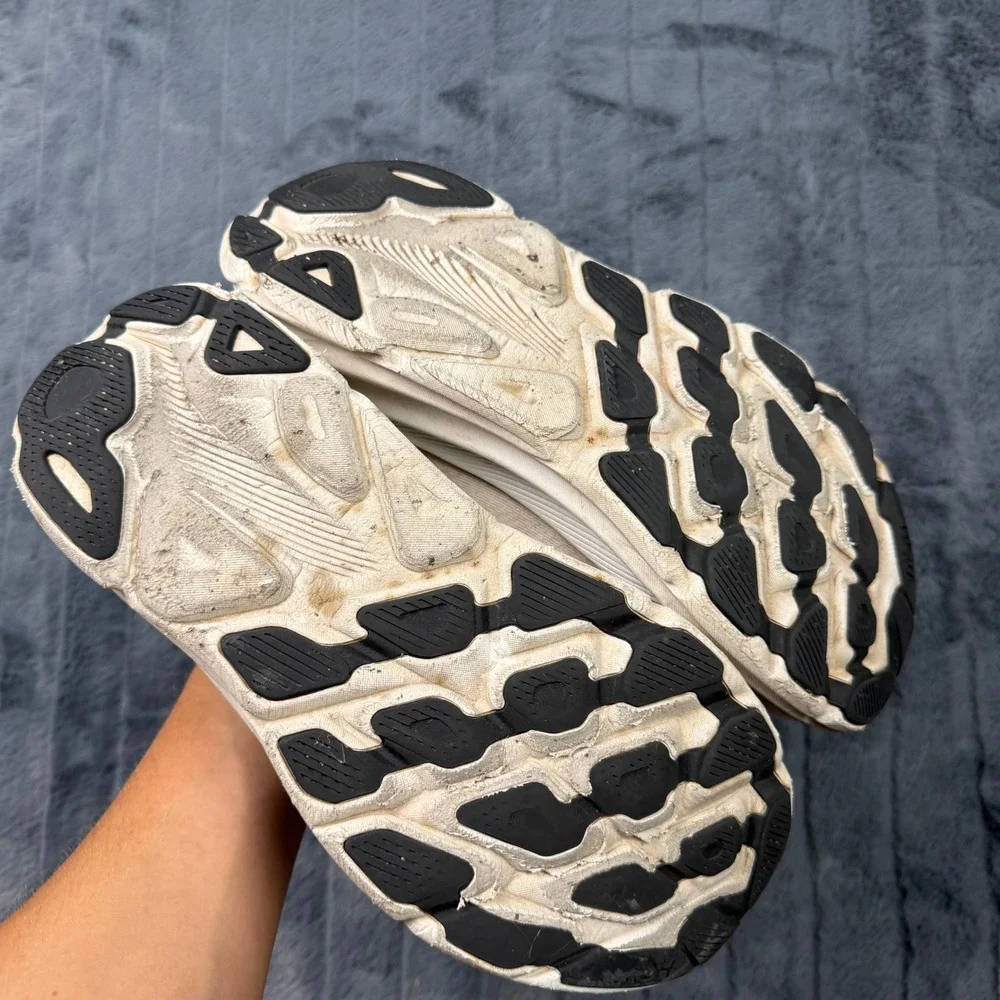 Hoka Clifton 9 Wide Mens 10.5 Running Shoes Eggshell Blue White 1132210 NCSW